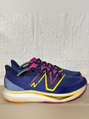 New Balance Womens Blue Fuelcell Rebel V3 Athletic Running Sneakers Shoes SZ 10